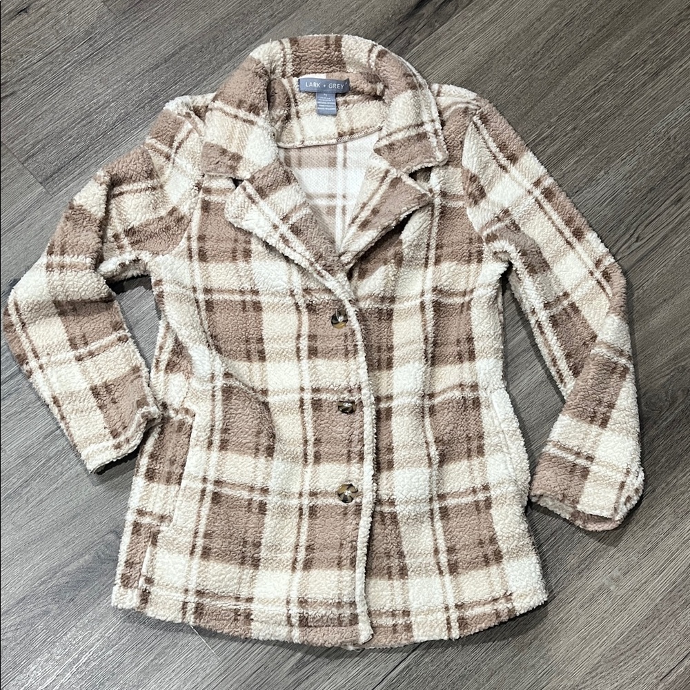 Lark + Grey fleece/sherpa jacket